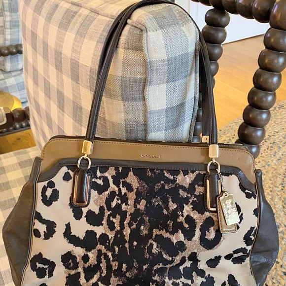 Coach Madison Kimberly Carryall! - Picture 4 of 5